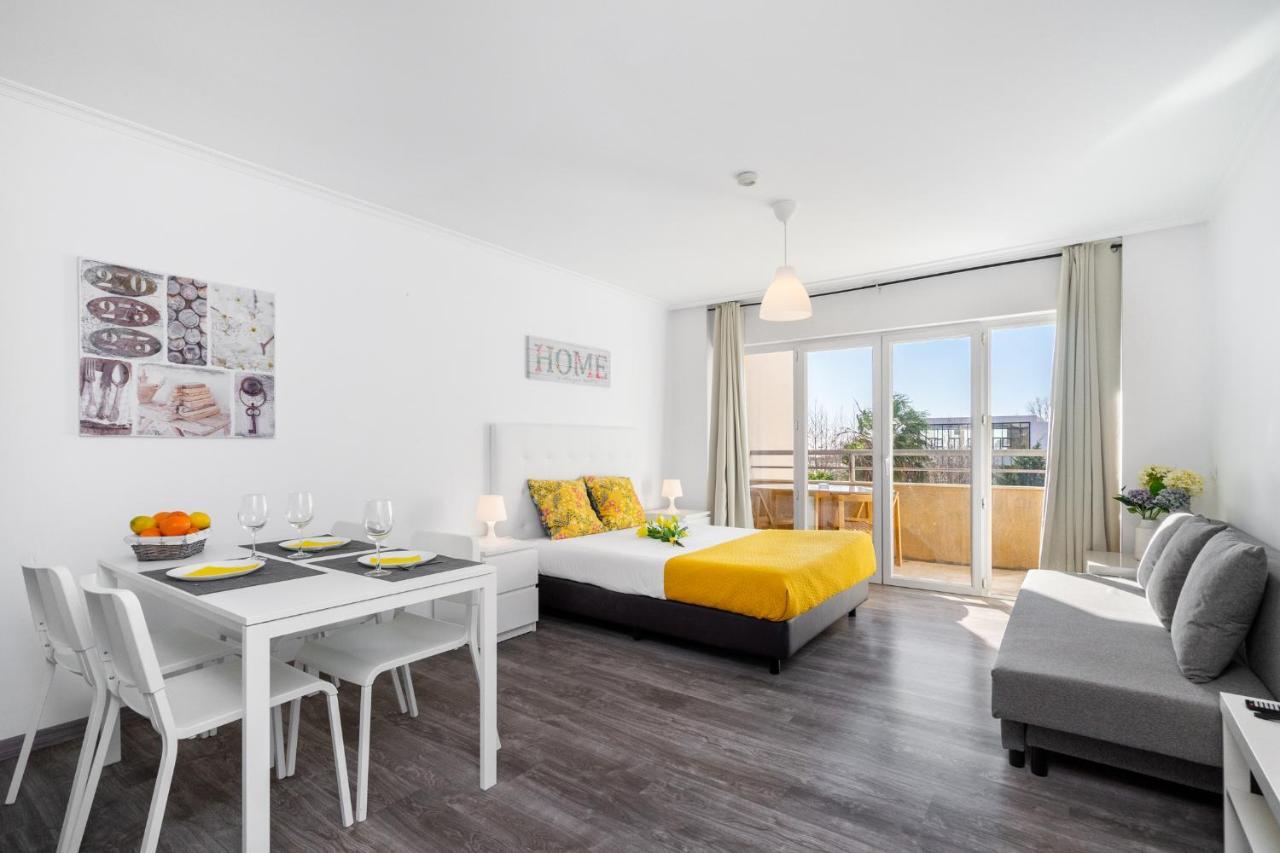 Praia Da Rocha, 4G Jardins Da Rocha, Sunny Studio, Air Conditioning, Two Pools, Internet, Parking, By Ig Portimao Bagian luar foto